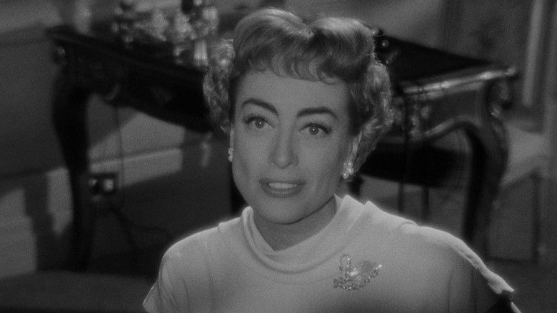 кадр из фильма Королева пчел