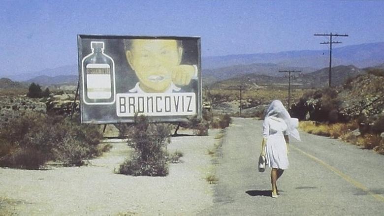 кадр из фильма Peggio di così si muore