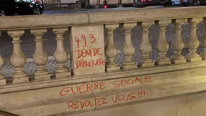 кадр из фильма Le 100ème 49.3