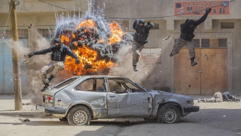 кадр из фильма Изгои войны