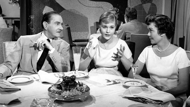 кадр из фильма Holiday for Lovers