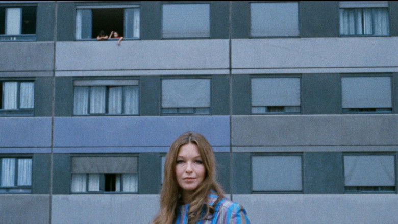 кадр из фильма Две или три вещи, которые я знаю о ней