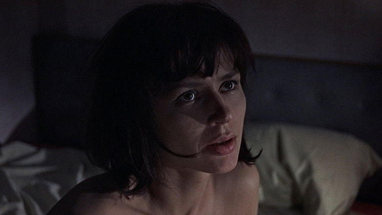 кадр из фильма Дело самоубийцы