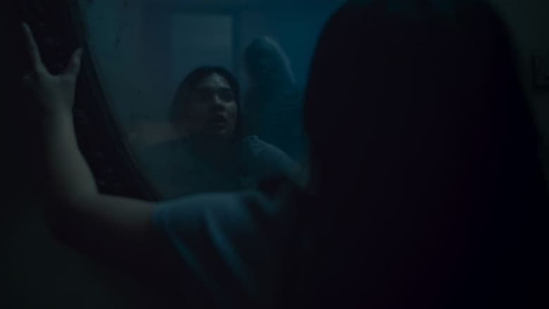 кадр из фильма Астрал. Зеркала