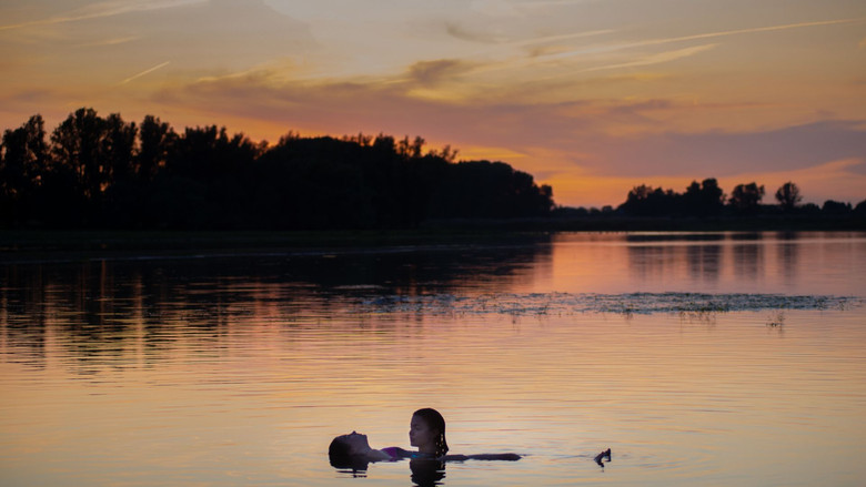 кадр из фильма Buiten Is Het Feest