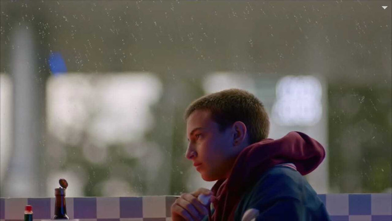 кадр из фильма Белое лето