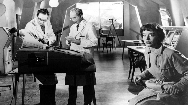 кадр из фильма The Trollenberg Terror