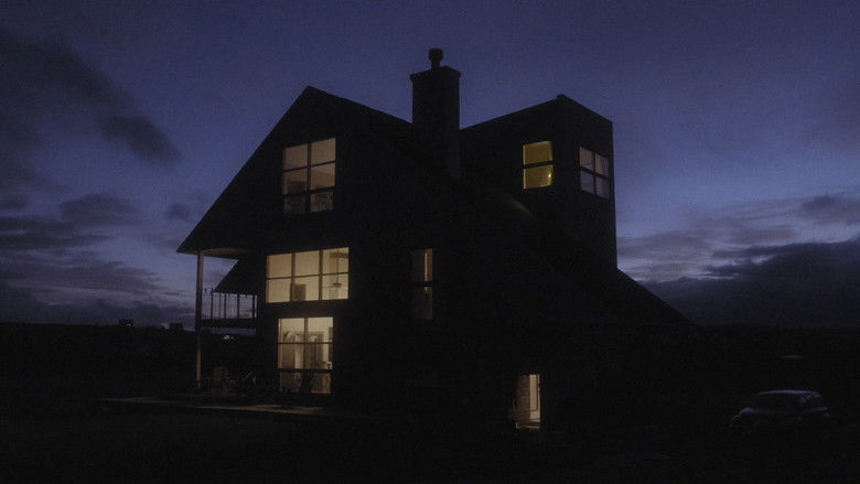 кадр из фильма The Crescent