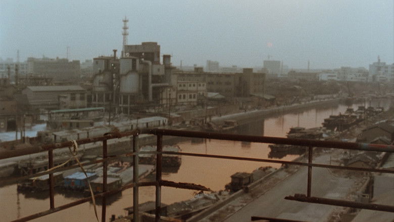 кадр из фильма Тайна реки Сучжоу