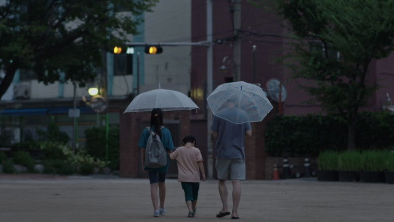 кадр из фильма 우리집