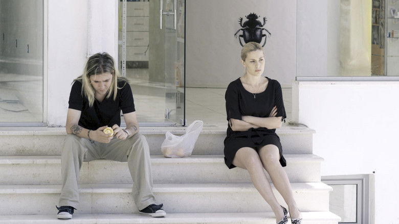 кадр из фильма Pharmakon