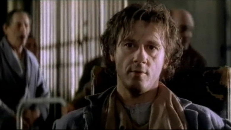 кадр из фильма Мама