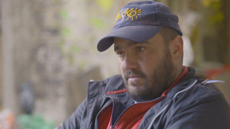 кадр из фильма Под кожите