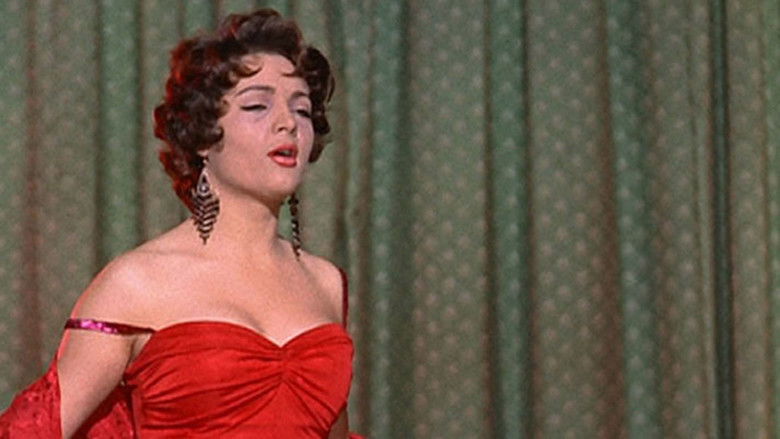 кадр из фильма El último cuplé