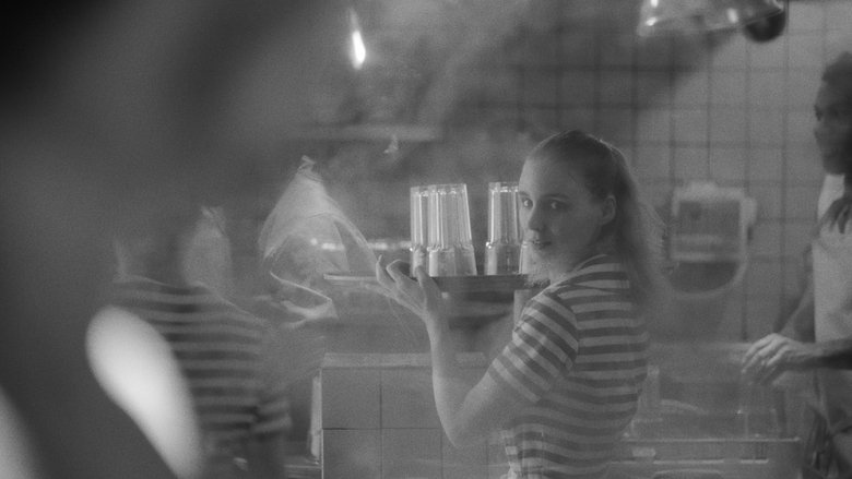 кадр из фильма Кухня