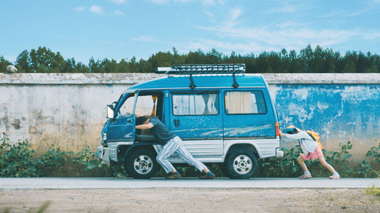 кадр из фильма 天堂旅行团