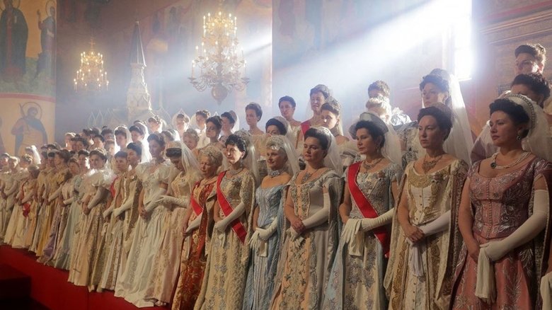 кадр из фильма Матильда