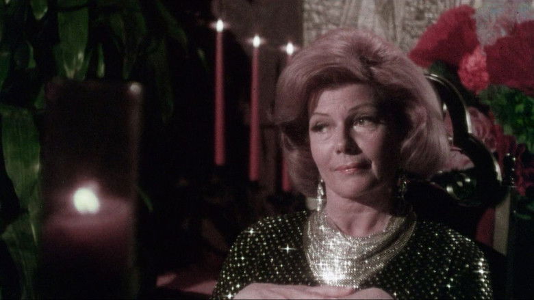 кадр из фильма The Naked Zoo