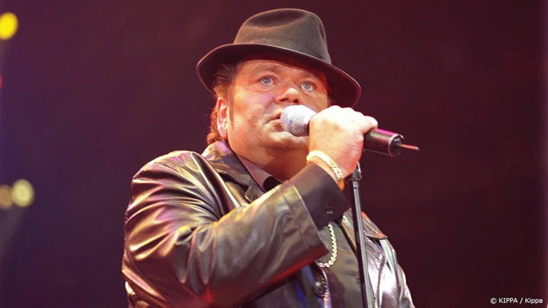 кадр из фильма André Hazes: Live in de Amsterdam Arena