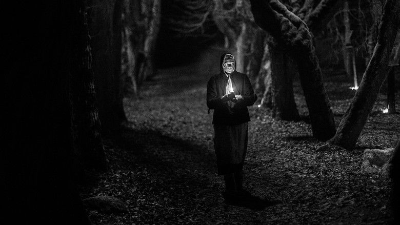 кадр из фильма Ноябрь