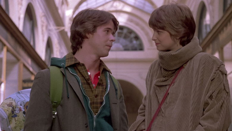 кадр из фильма French Postcards