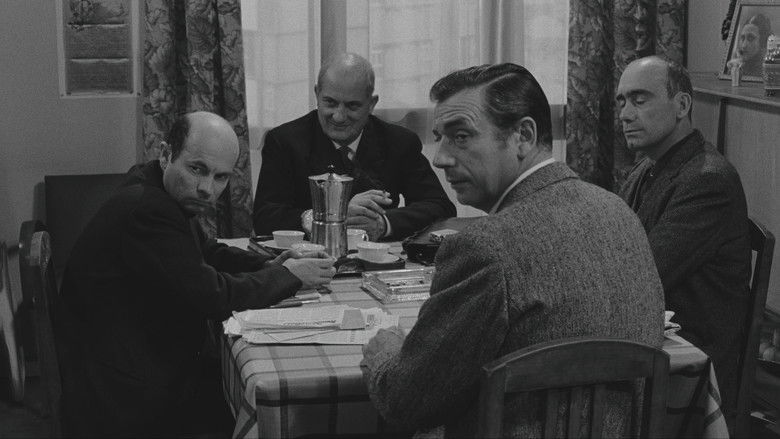 кадр из фильма Война окончена