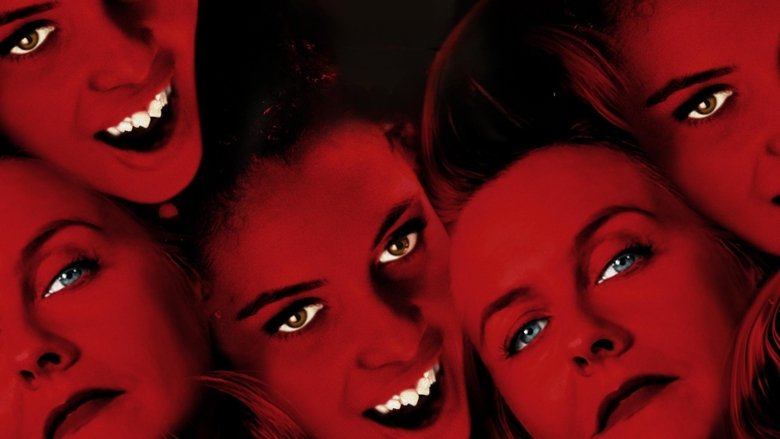 кадр из фильма Проклятое наследие