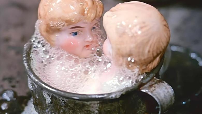 кадр из фильма Jabberwocky