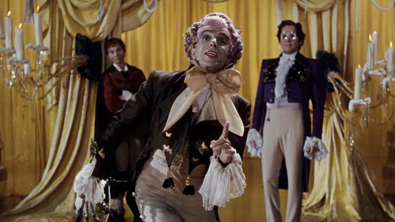 кадр из фильма Сказки Гоффмана