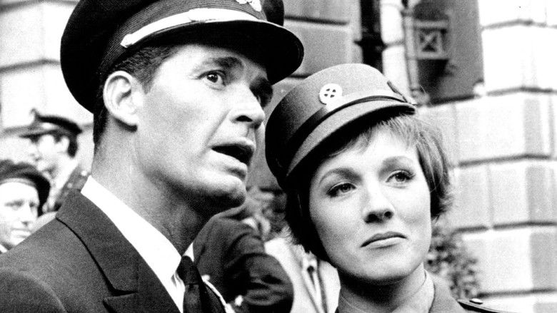 кадр из фильма Американизация Эмели