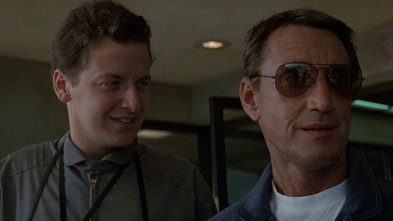 кадр из фильма Голубой гром