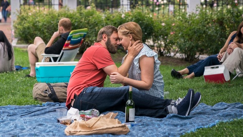 кадр из фильма Красотка на всю голову