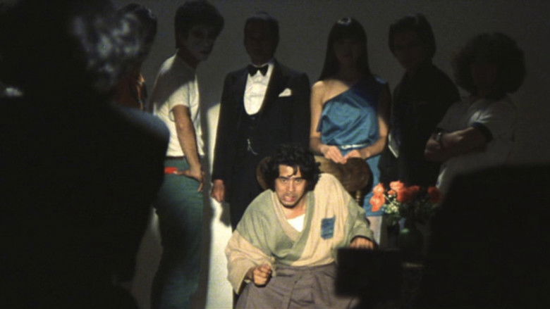 кадр из фильма 金田一耕助の冒険