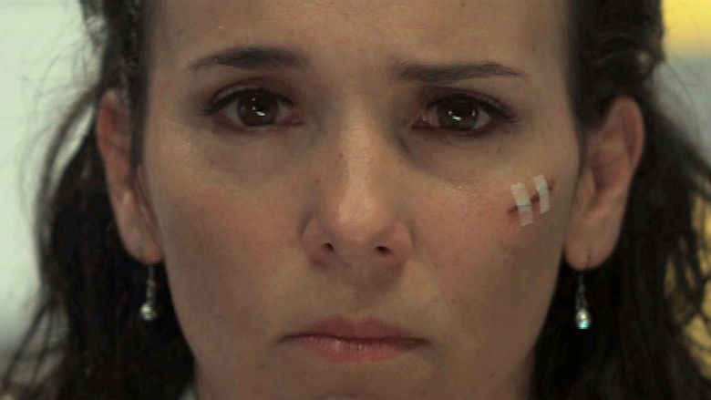 кадр из фильма Atacada: la teoría del dolor