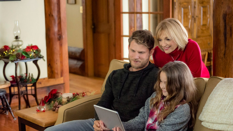 кадр из фильма Рождественский отпуск