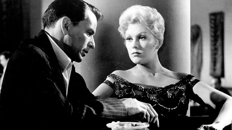 кадр из фильма Человек с золотой рукой