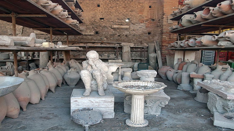 кадр из фильма Pompeii: The Dead Speak