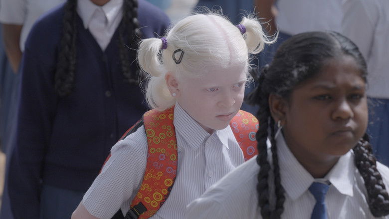 кадр из фильма Bird of a Different Feather