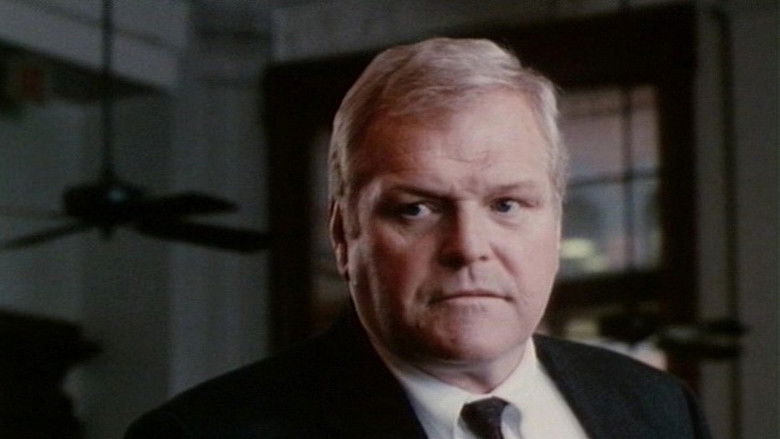 кадр из фильма Убийство в маленьком городе