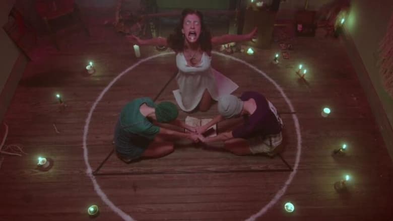 кадр из фильма Bloody Mary