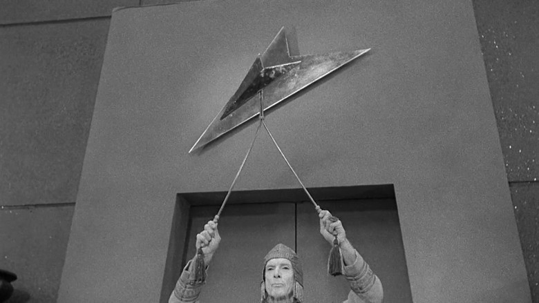 кадр из фильма Подземное население