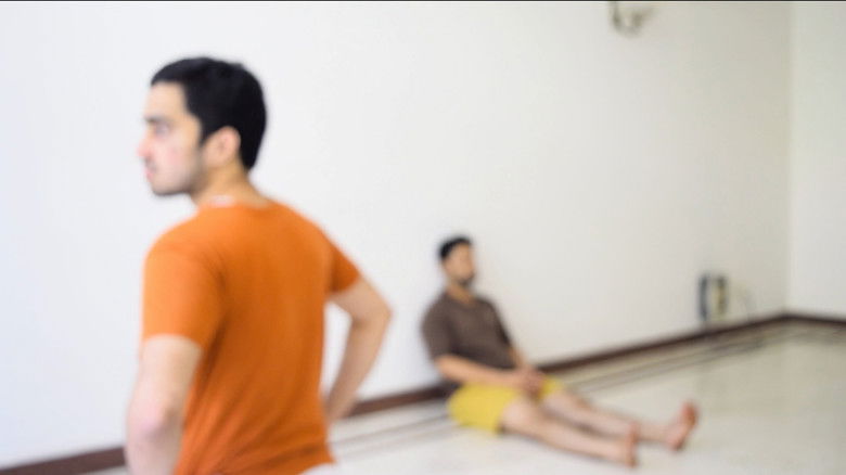 кадр из фильма 2bhk