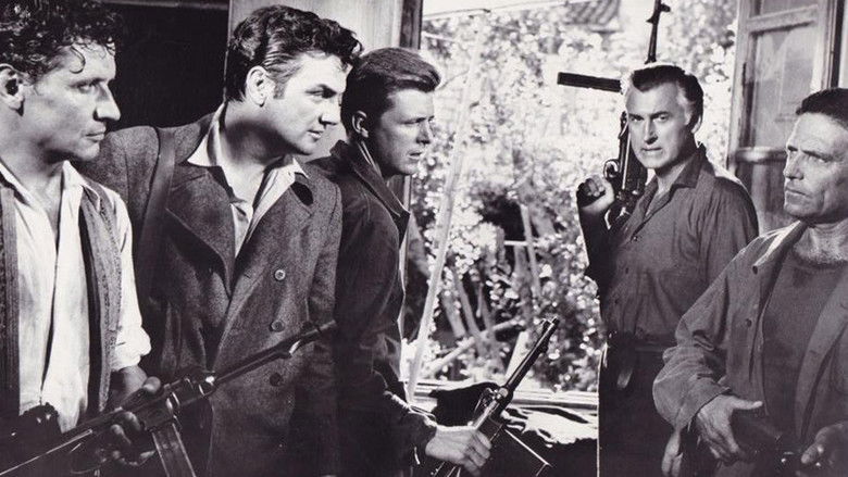 кадр из фильма Тайное вторжение