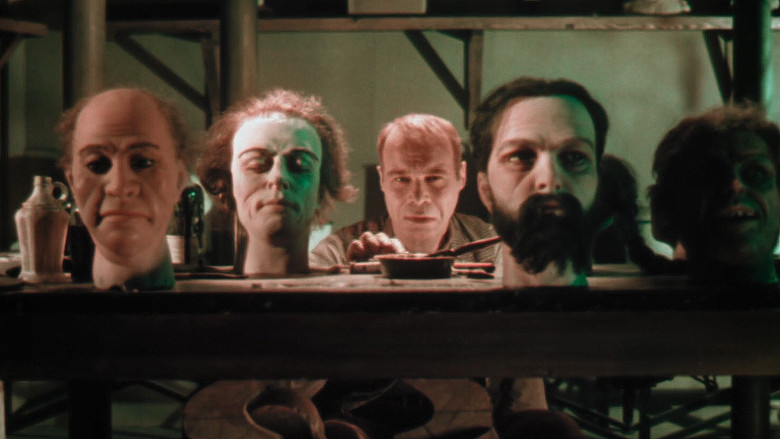 кадр из фильма Тайна музея восковых фигур