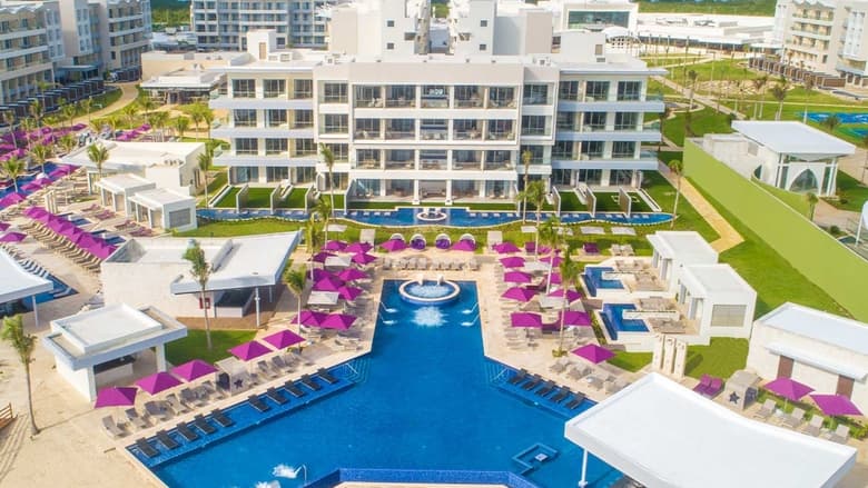 кадр из фильма Roots