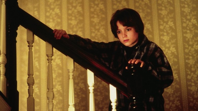 кадр из фильма Добрый сынок