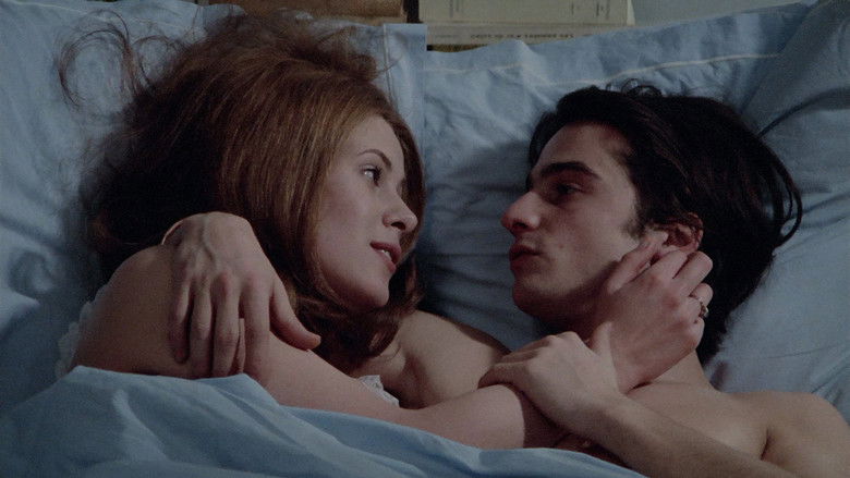 кадр из фильма Семейный очаг