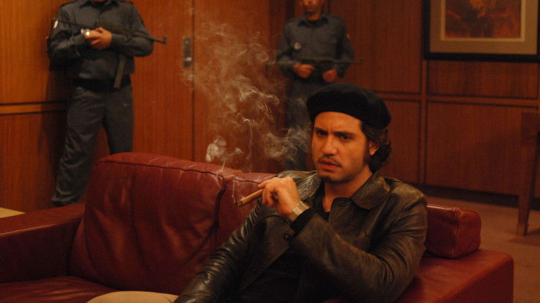 кадр из фильма Карлос