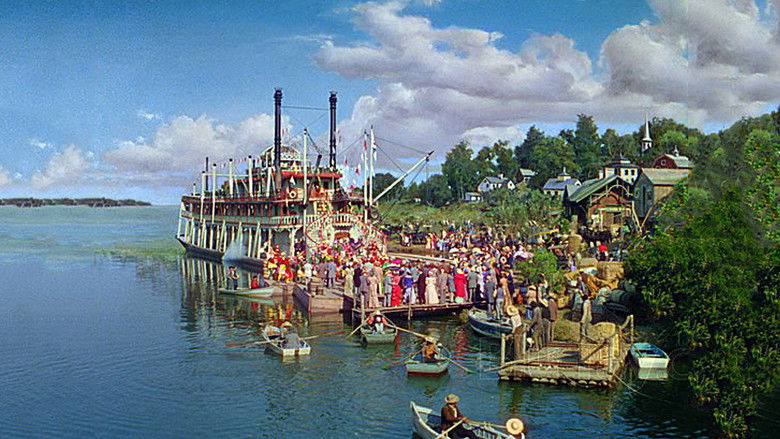 кадр из фильма Плавучий театр