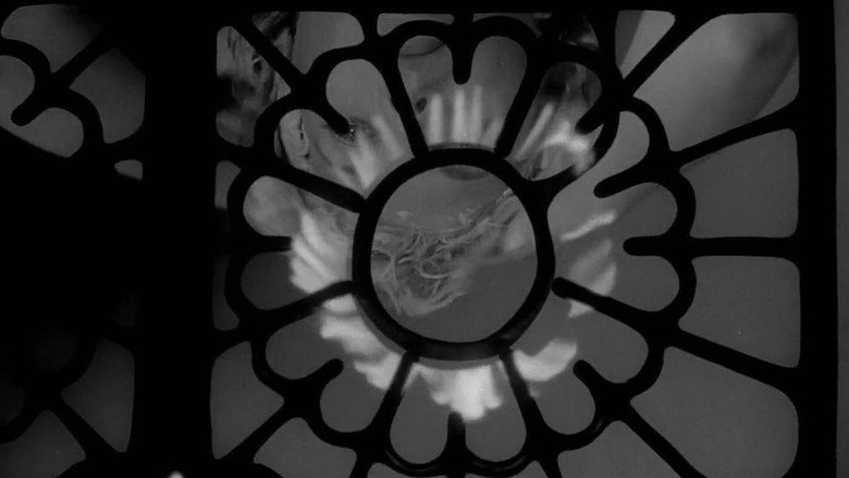 кадр из фильма The Hypnotic Eye